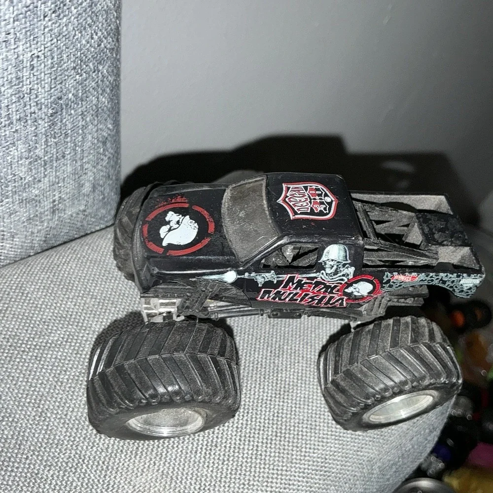 Hot Wheels Monster Jam Metal‎ Mulisha  Monster Truck 1/64 - Loose